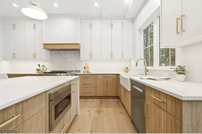 33 Tower Rd, Livingston, NJ 07039 - Photo 13