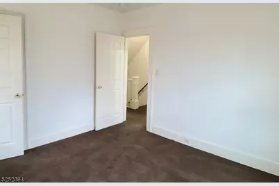 254 W Franklin St #2, Bound Brook, NJ 08805 - Photo 15