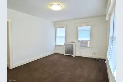 254 W Franklin St #2, Bound Brook, NJ 08805 - Photo 17