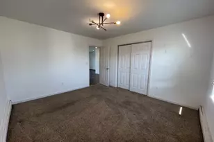 404 S 5th St, Elizabeth, NJ 07206 - Photo 11