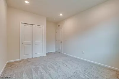 624 Sadie Cir, New Brunswick, NJ 08901 - Photo 27