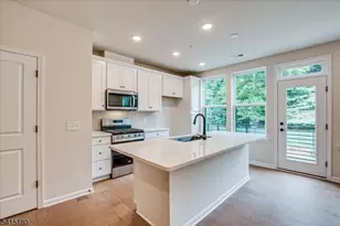 624 Sadie Cir, New Brunswick, NJ 08901 - Photo 1