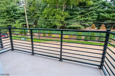 624 Sadie Cir, New Brunswick, NJ 08901 - Photo 13