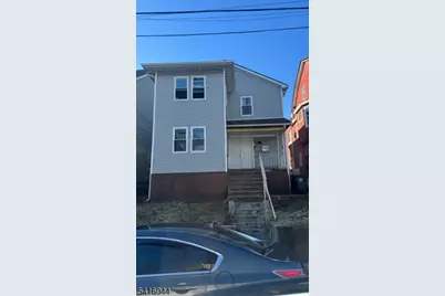 63 Huntington Ter, Newark, NJ 07112 - Photo 1