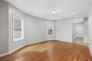 543 N Grove St, East Orange, NJ 07017 - Photo 5