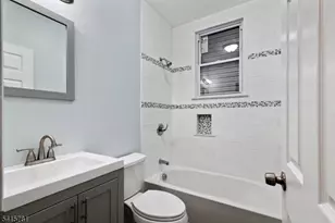 543 N Grove St, East Orange, NJ 07017 - Photo 13