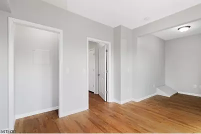 543 N Grove St, East Orange, NJ 07017 - Photo 9