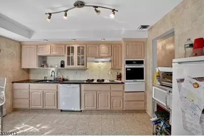 2636 Frederick Ter, Union Township, NJ 07083 - Photo 13