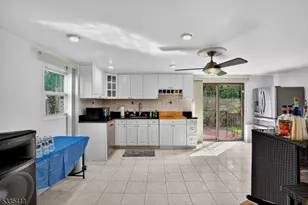 2636 Frederick Terrace, Union Township, NJ 07083 - Photo 31