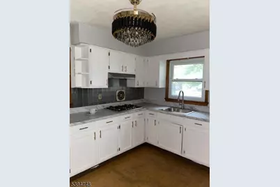 276 E Stearns St, Rahway, NJ 07065 - Photo 3