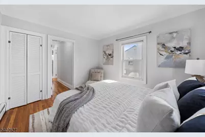 245 N 12th St, Kenilworth, NJ 07033 - Photo 13