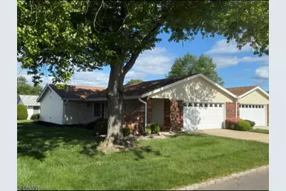 187A Newport Rd, Monroe Township, NJ 08831 - Photo 1