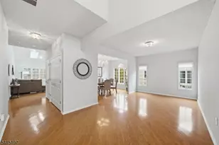 27 Chandler Ct, Monroe Township, NJ 08831 - Photo 21