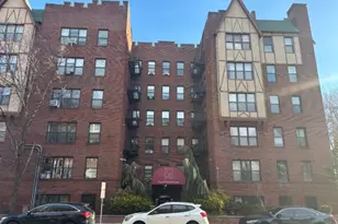 5 Pomona Ave, Newark, NJ 07112 - Photo 1