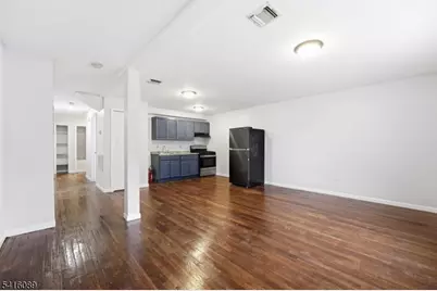 9 Godwin Ave, Paterson, NJ 07501 - Photo 3