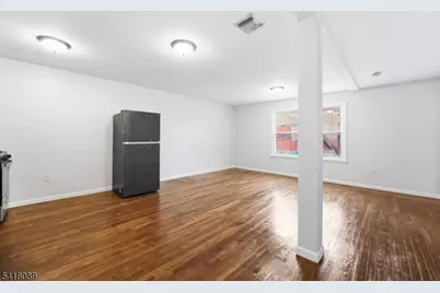 9 Godwin Ave, Paterson, NJ 07501 - Photo 5