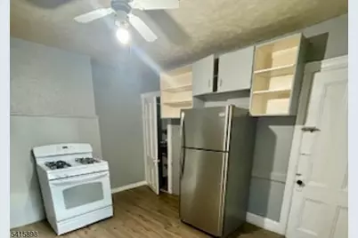 49 Cambridge St #1, East Orange, NJ 07018 - Photo 15