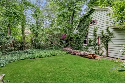 564 Sinclair Terrace, South Orange, NJ 07079 - Photo 41