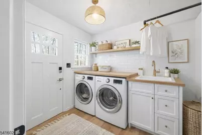 54 Cobb Rd, Mountain Lakes, NJ 07046 - Photo 13