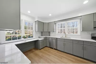 54 Cobb Rd, Mountain Lakes, NJ 07046 - Photo 11