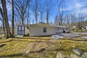 54 Cobb Rd, Mountain Lakes, NJ 07046 - Photo 25