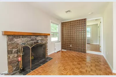 212 N Beverwyck Rd, Parsippany, NJ 07034 - Photo 7