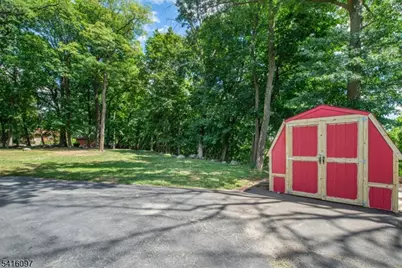 212 N Beverwyck Rd, Parsippany, NJ 07034 - Photo 33