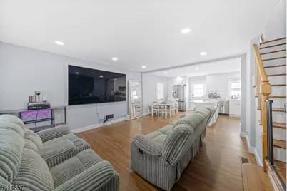 1066-1068 W Chestnut St, Union Township, NJ 07083 - Photo 3