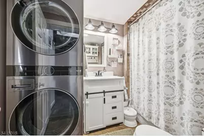 42 Woodside Dr, West Milford Twp., NJ 07480 - Photo 27