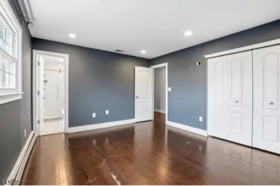 31 Blue Ridge Ave, Green Brook Township, NJ 08812 - Photo 9