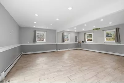 31 Blue Ridge Ave, Green Brook Township, NJ 08812 - Photo 21