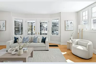 201 Maple Pl, Cranford Township, NJ 07016 - Photo 7