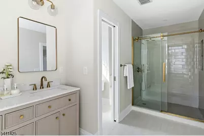 201 Maple Pl, Cranford Township, NJ 07016 - Photo 25