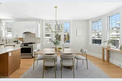 201 Maple Pl, Cranford Township, NJ 07016 - Photo 15