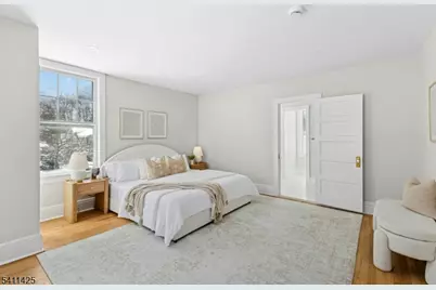 201 Maple Pl, Cranford Township, NJ 07016 - Photo 23