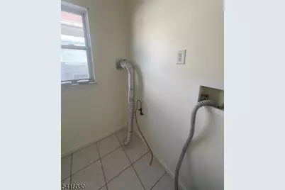 549 Hawthorne Ave Apt #3, Newark, NJ 07112 - Photo 5