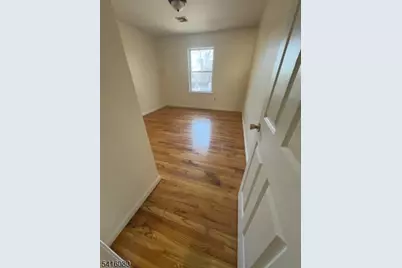 549 Hawthorne Ave Apt #3, Newark, NJ 07112 - Photo 9