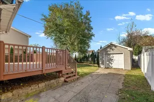 24-09 Rosalie St, Fair Lawn, NJ 07410 - Photo 27