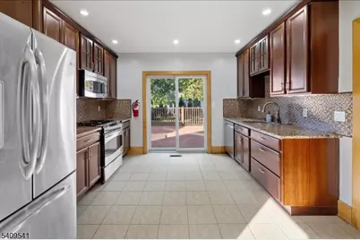 24-09 Rosalie St, Fair Lawn, NJ 07410 - Photo 5