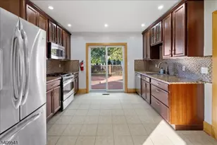 24-09 Rosalie St, Fair Lawn, NJ 07410 - Photo 5