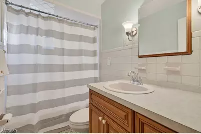 71 Allwood Pl, Clifton, NJ 07012 - Photo 13