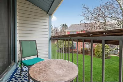 96 Crabapple Ln, Franklin Township, NJ 08823 - Photo 11