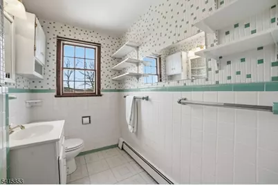 36 Page Dr, Oakland, NJ 07436 - Photo 27