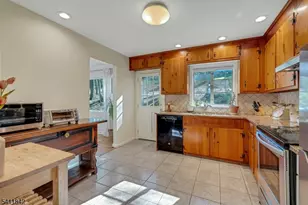 6 Mountainside Dr, Morris Township, NJ 07960 - Photo 11