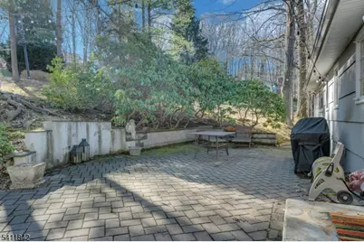 6 Mountainside Dr, Morris Township, NJ 07960 - Photo 29