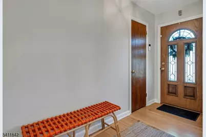 6 Mountainside Dr, Morris Township, NJ 07960 - Photo 3