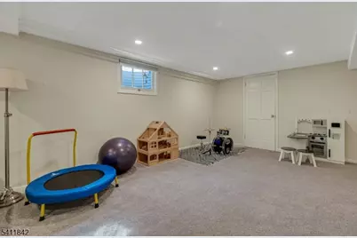 6 Mountainside Dr, Morris Township, NJ 07960 - Photo 25