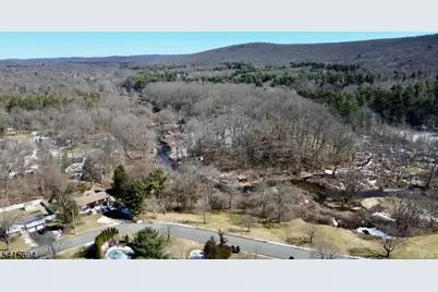 27 Caro Dr, West Milford, NJ 07438 - Photo 21