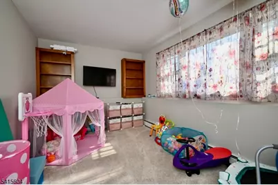 27 Caro Dr, West Milford, NJ 07438 - Photo 15