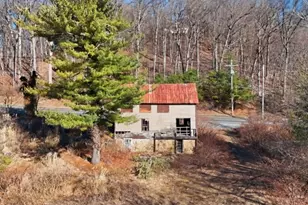 197 E Mill Rd, Washington Township, NJ 07853 - Photo 1